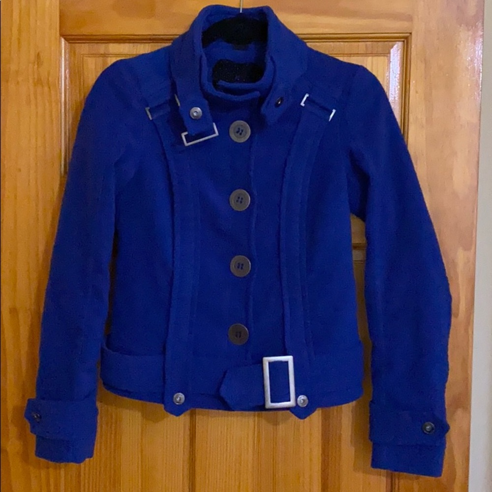 Blue Jacket - Picture 2 of 7
